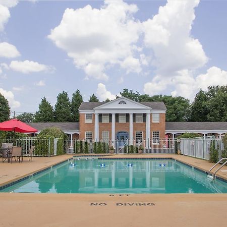 Americas Best Value Inn & Suites Forsyth Exterior photo